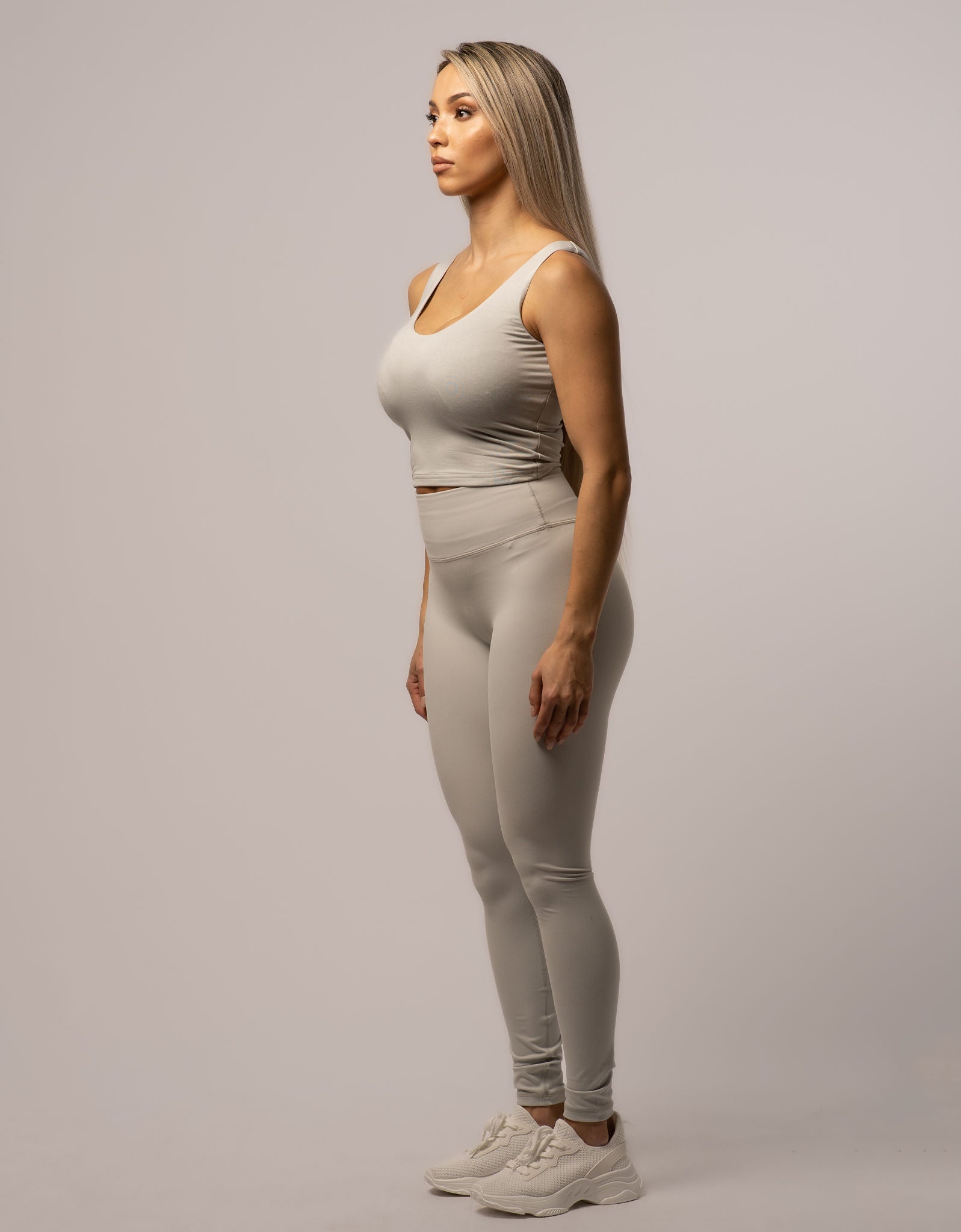 Essential Tank Top