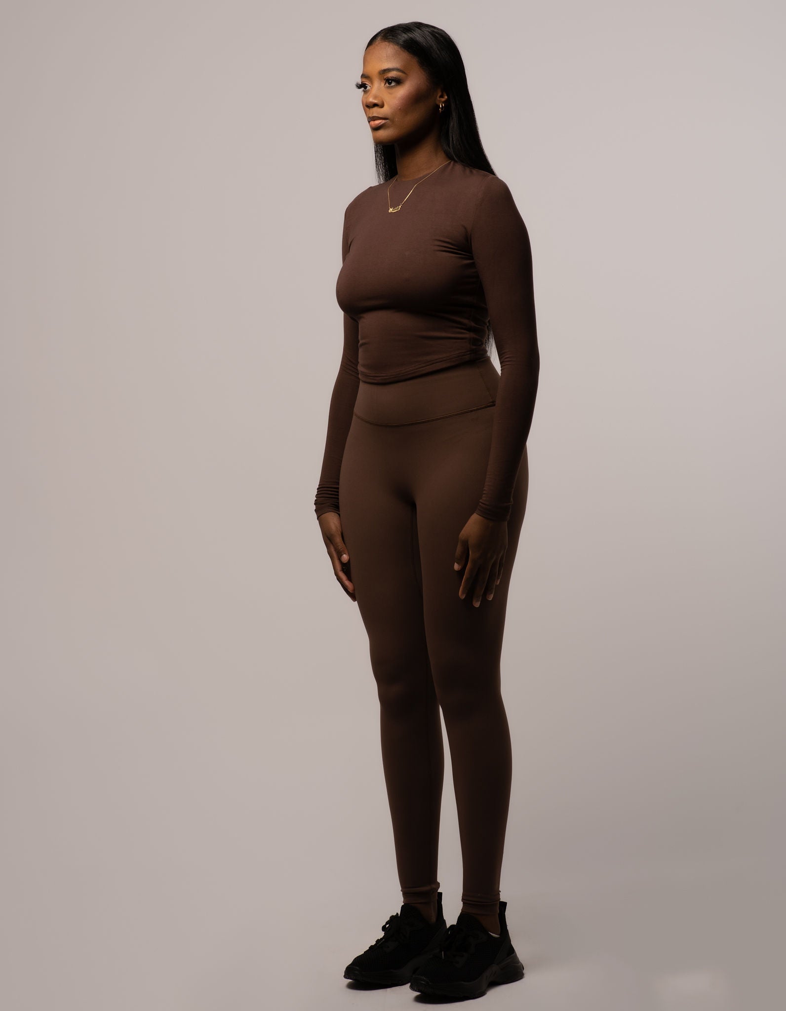 Essential Long Sleeve Round-Neck